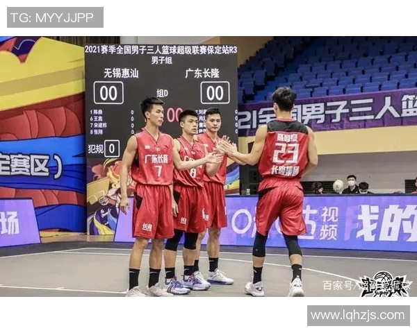 武汉篮球队在世界锦标赛积分榜上以56分稳居第一名展现强劲实力